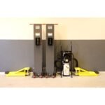 MaxJax M7K Portable Two-Post Car Lift 7000 Lb Capacity 110V - Image 6